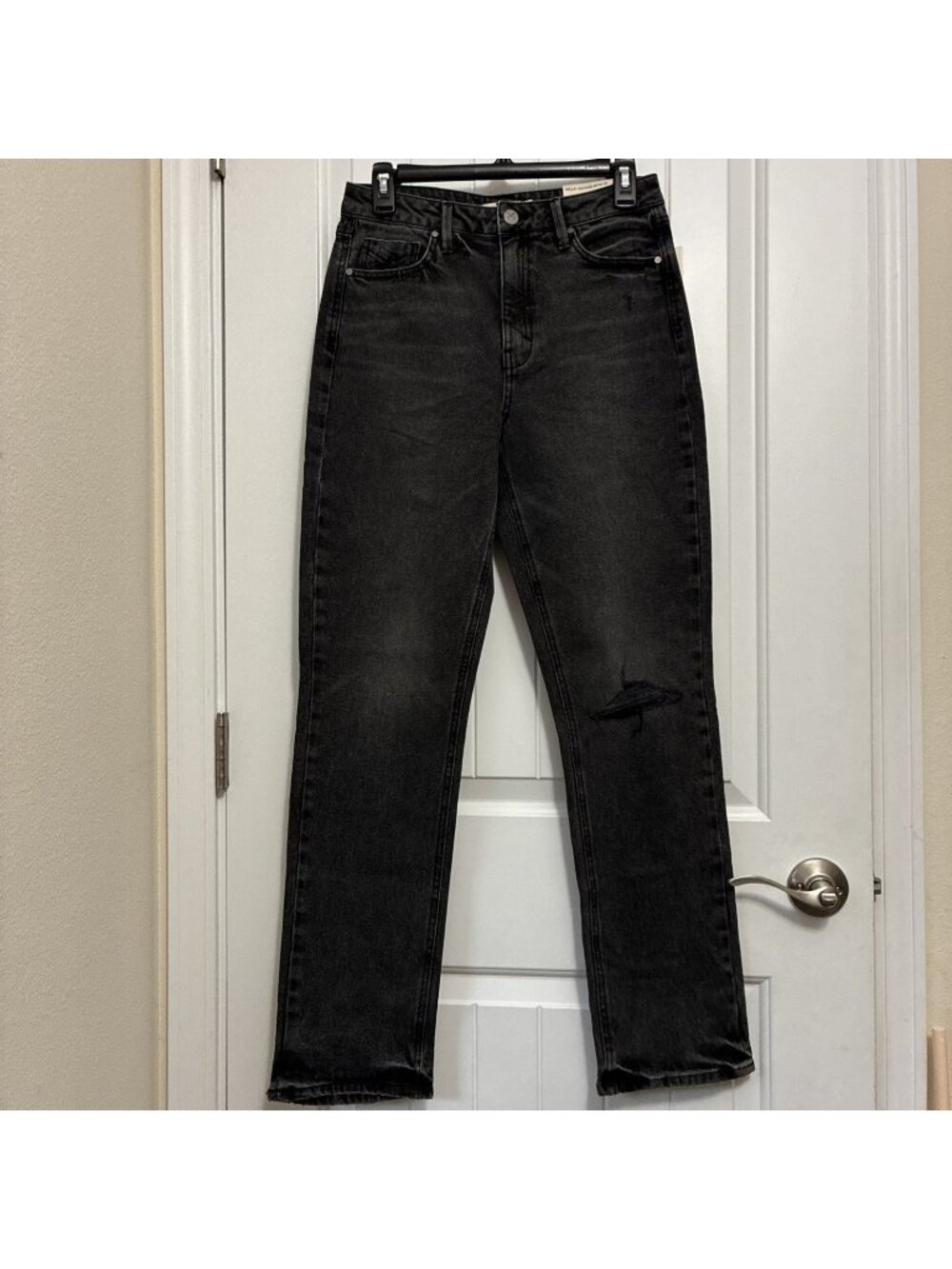 Unpublished Jeans WILLA High Rise Vintage Mom Fit  28” x 30” Rise Is 11”